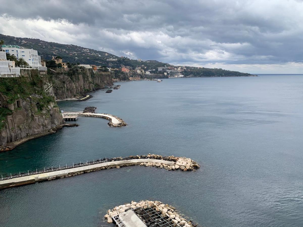 La Dimora Di Cornelia Sorrento Exterior foto