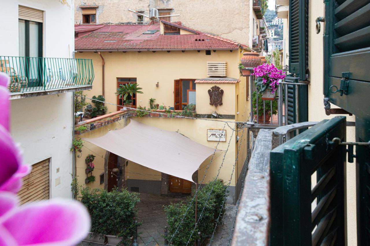 La Dimora Di Cornelia Sorrento Exterior foto